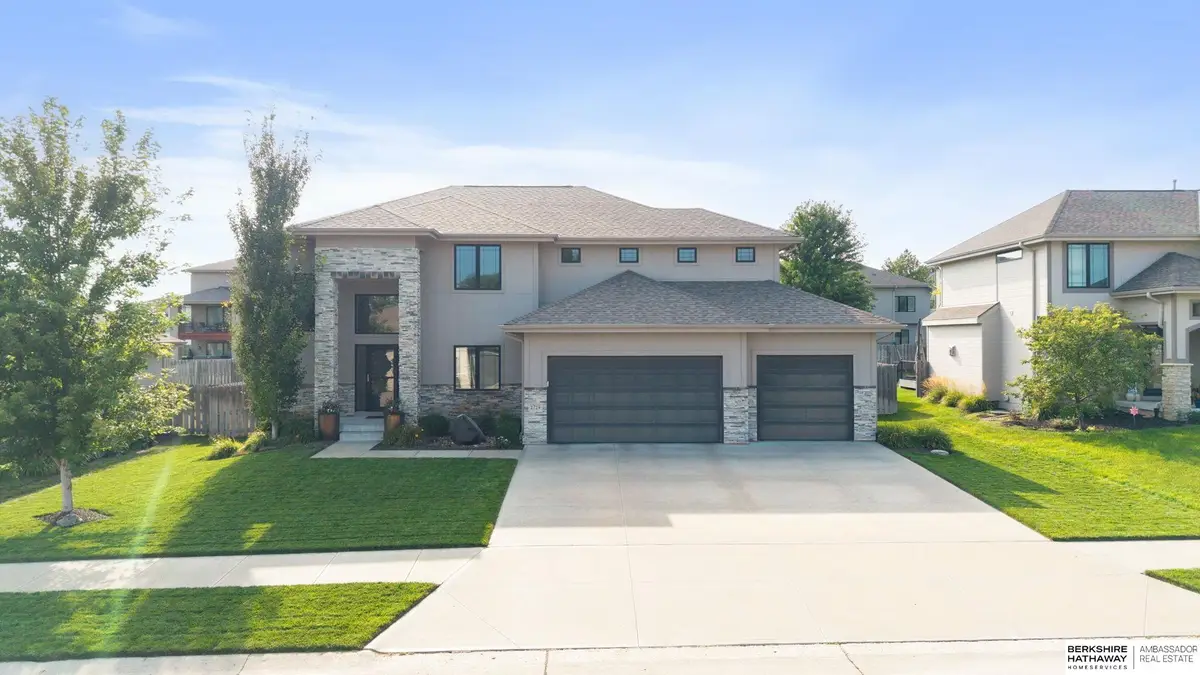 1714 S 207th Street, Elkhorn, NE 68022 - #1