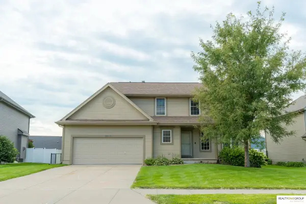 9905 Idora Street, La Vista, NE 68128