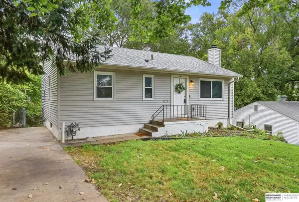 6318 Manderson Street, Omaha, NE 68104