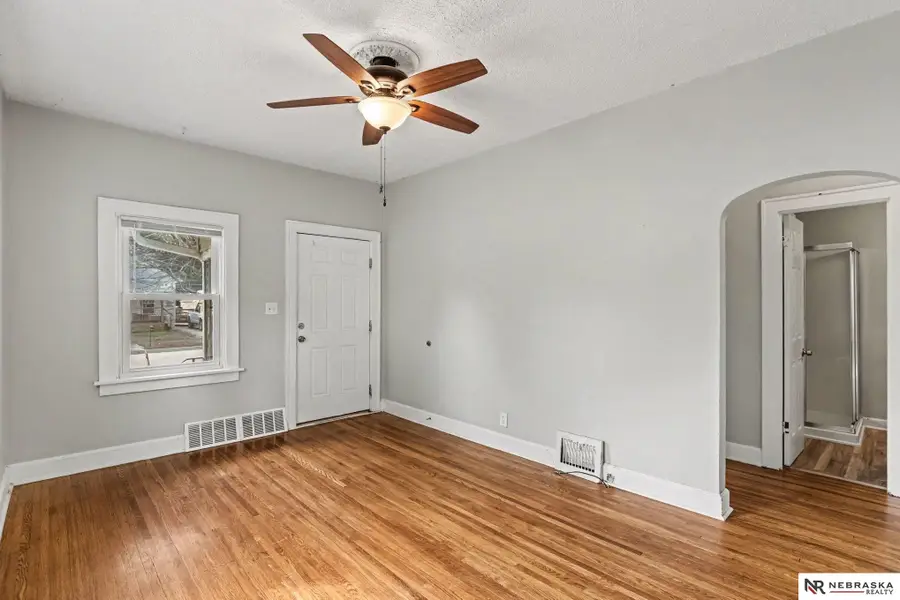 4438 Greenwood Street, Lincoln, NE 68504 - #2