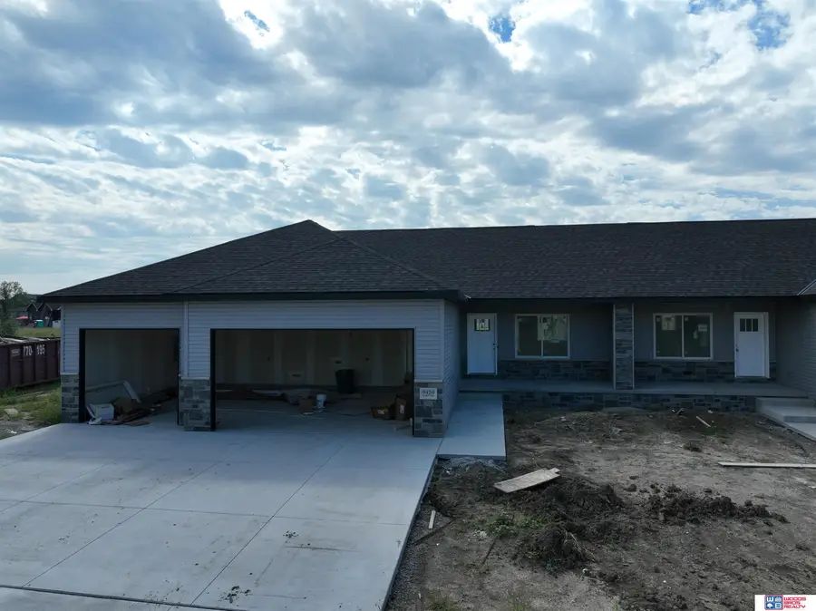 9429 S 82nd Street, Lincoln, NE 68516 - #2