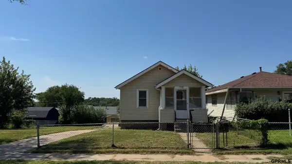6046 S 39 Street, Omaha, NE 68107