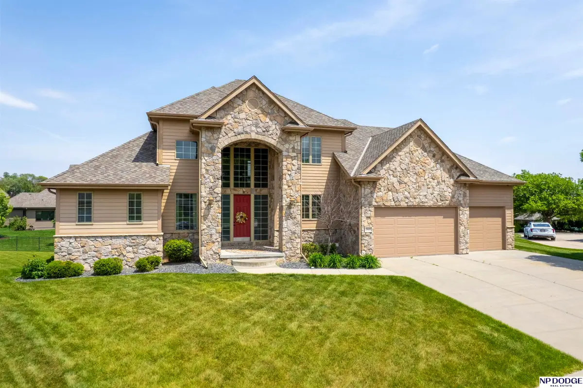 7413 N 116th Avenue Circle, Omaha, NE 68142 - #1
