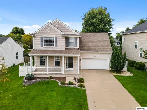 16313 Sherwood Avenue, Omaha, NE 68116