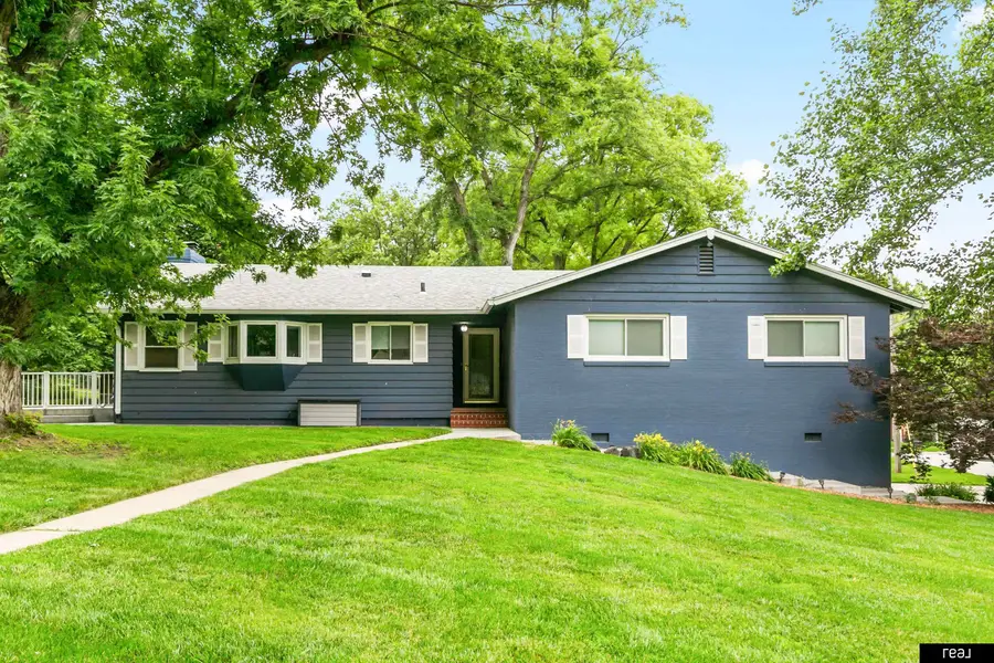 2135 Mullen Road, Omaha, NE 68124 - #2