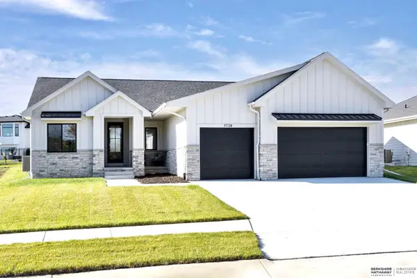 5917 N 209th Street, Elkhorn, NE 68022