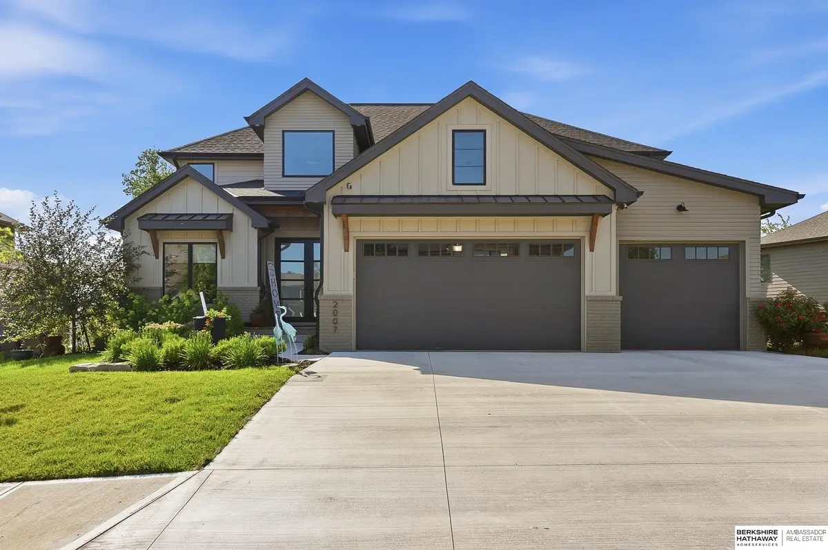 2007 S 211 Street, Elkhorn, NE 68022 - #1