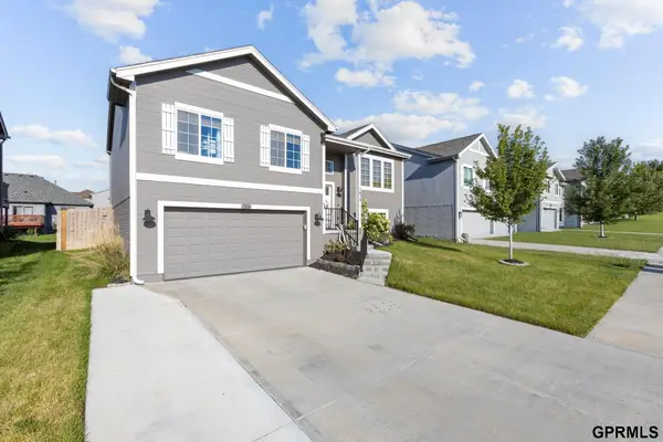 7814 N 84th Street, Omaha, NE 68122