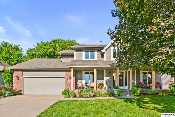 6102 S 157th Street, Omaha, NE 68135