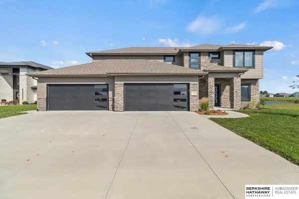 1908 N Kara Way, Fremont, NE 68025
