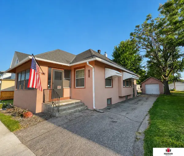 4826 Adams Street, Lincoln, NE 68504
