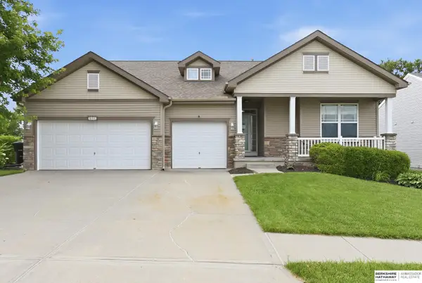 20903 Cleveland Street, Elkhorn, NE 68022