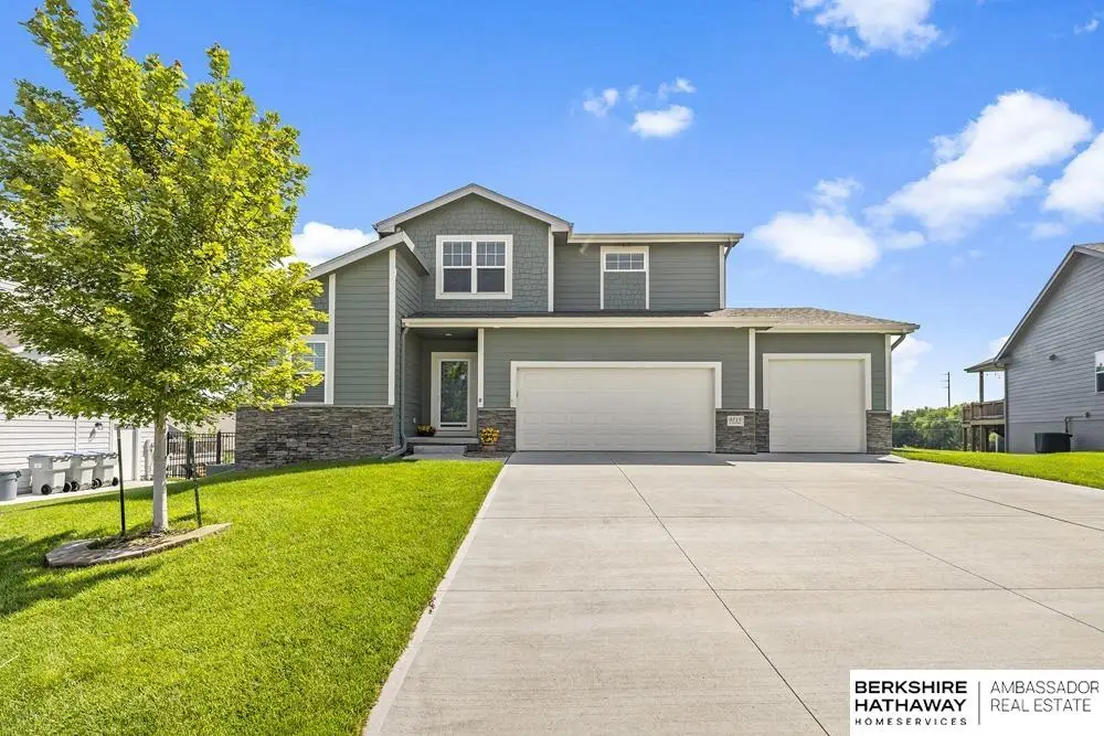 9715 S 183rd Avenue, Omaha, NE 68136 - #1
