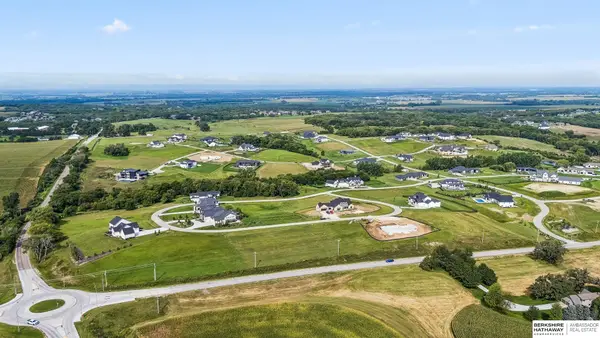 5030 S 224th Plaza, Elkhorn, NE 68022