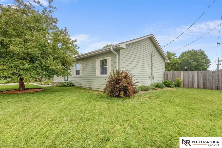 402 7th Street, Waterloo, NE 68069-9999 - #2