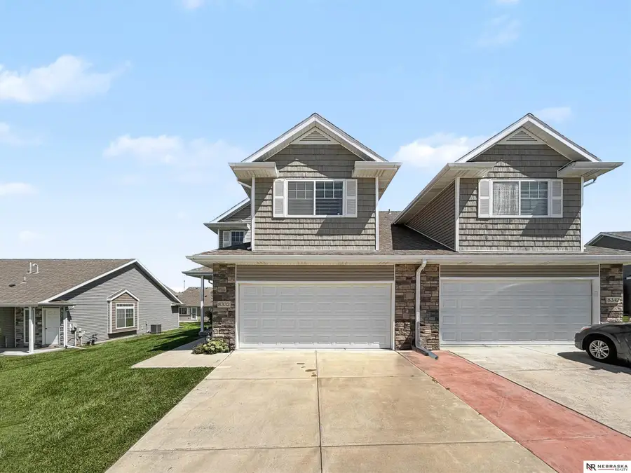 8332 Flintlock Street, Lincoln, NE 68526 - #3