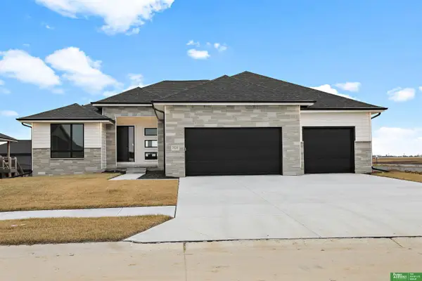 5912 N 213th Street, Elkhorn, NE 68022