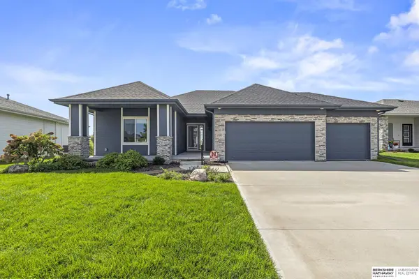 17605 Scott Street, Bennington, NE 68007
