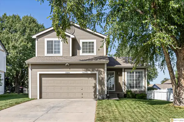 15206 Wirt Street, Omaha, NE 68116