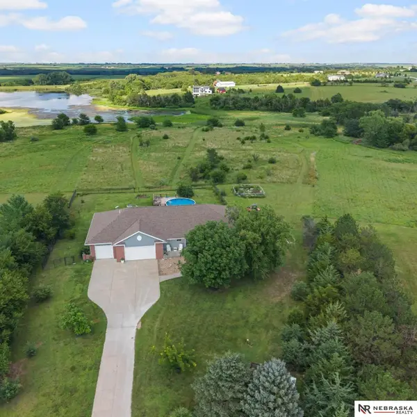 2940 Lightwater Lane, Firth, NE 68358