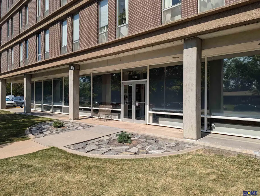 1130 H Street #207, Lincoln, NE 68508 - #3