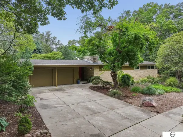 1619 Circle Drive, Lincoln, NE 68506