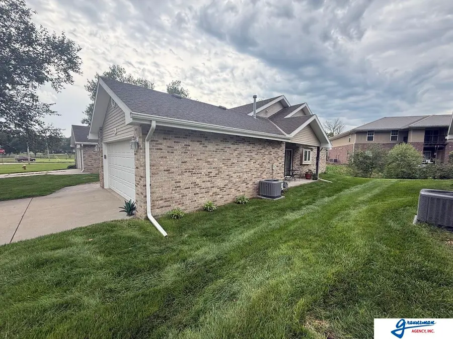 304 Swanson Drive, Syracuse, NE 68446 - #3