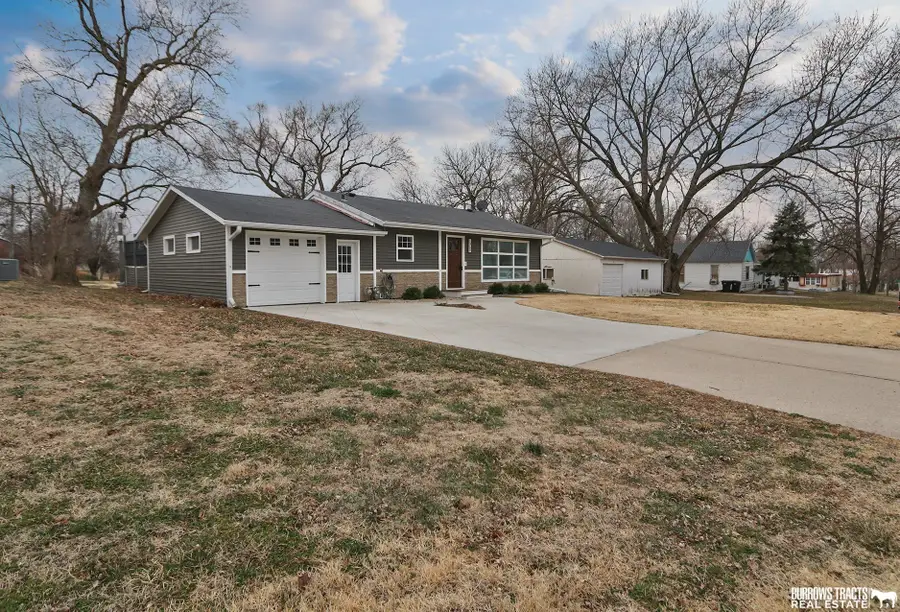 1069 Clay Street, Tecumseh, NE 68450 - #2