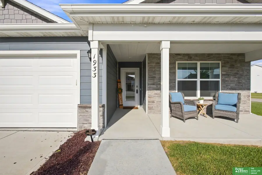 1933 N Kara Way, Fremont, NE 68025 - #2