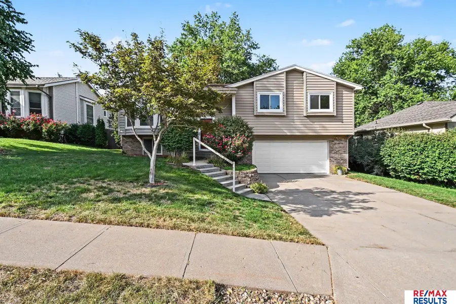 3418 Scott Drive, Bellevue, NE 68123 - #2