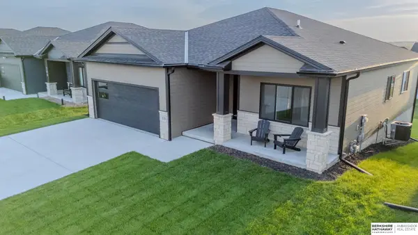 315 N 105th Street, Lincoln, NE 68527