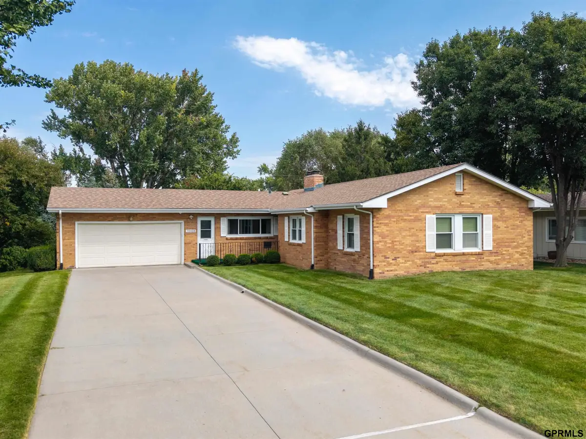 10404 Hilltop Road, Omaha, NE 68134 - #1