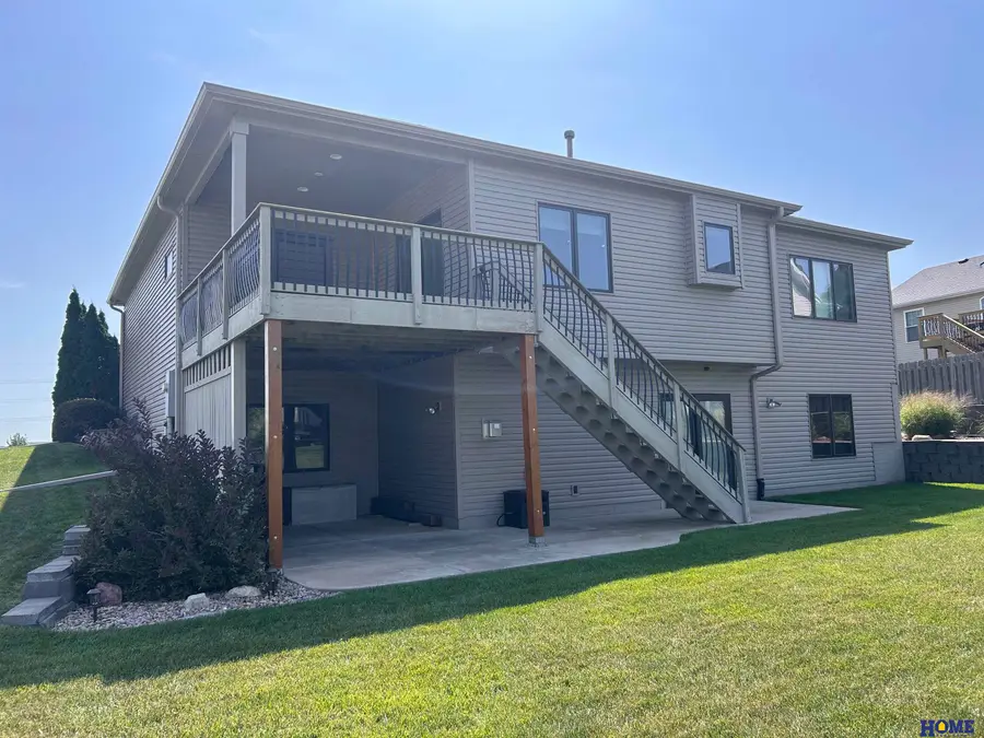 3430 Grainger Parkway, Lincoln, NE 68516 - #3