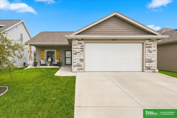 3050 Cottage Grove Lane, Fremont, NE 68025