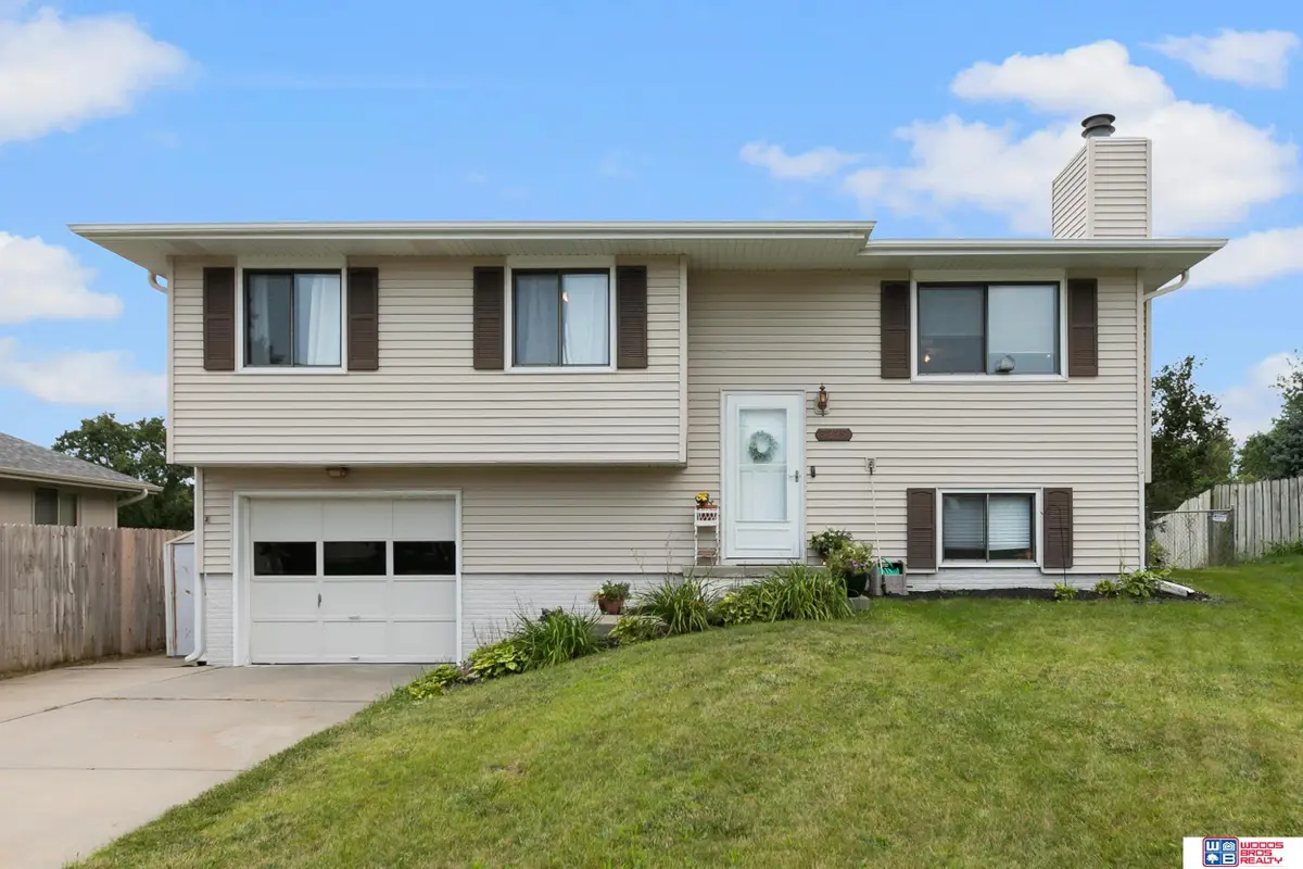 5225 Hyde Park Court, Lincoln, NE 68516 - #1