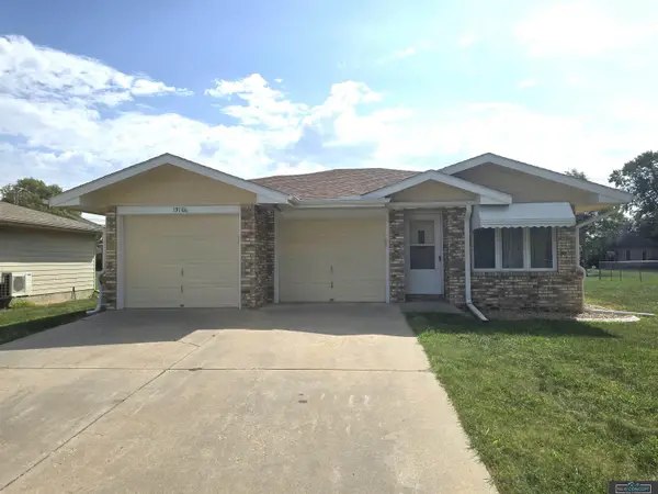 1316 N 16th Street, Beatrice, NE 68310