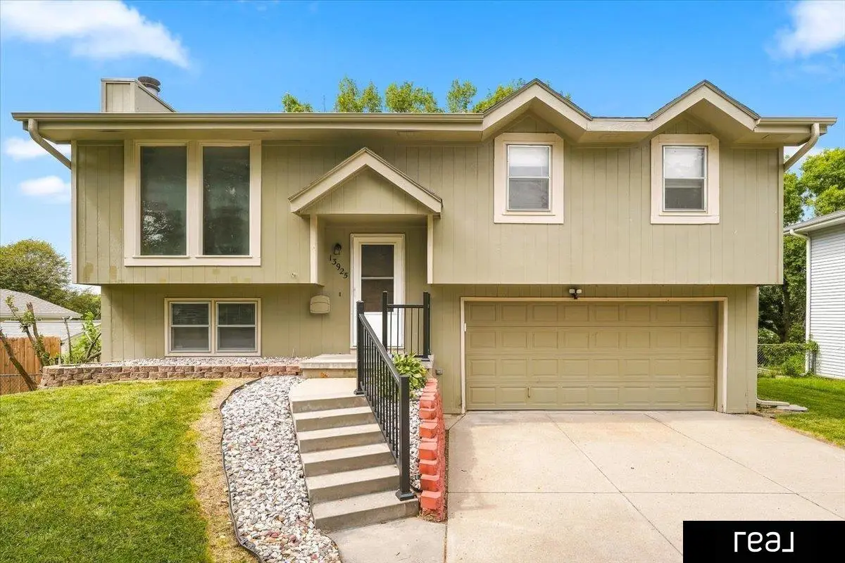 13925 Greenfield Road, Omaha, NE 68138 - #1