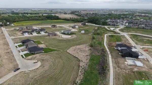 6001 S 214 Street #Lot 104, Elkhorn, NE 68022