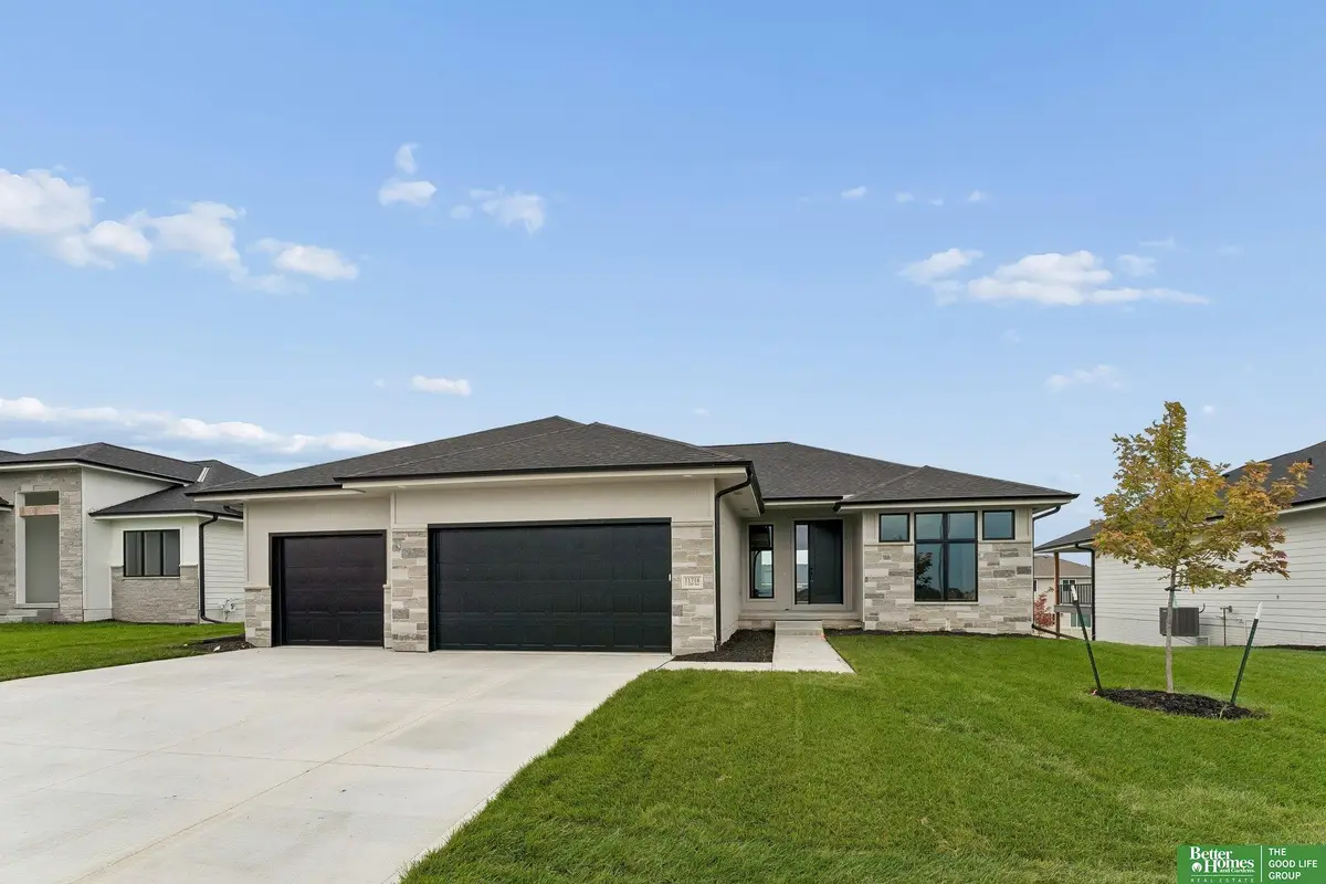 11718 S 124th Avenue, Papillion, NE 68046 - #1
