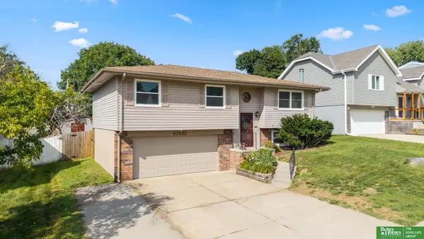 10632 Hartman Avenue, Omaha, NE 68134