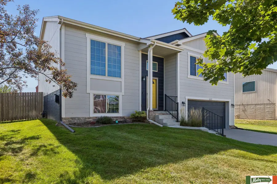 4409 Brook Street, Bellevue, NE 68123 - #2