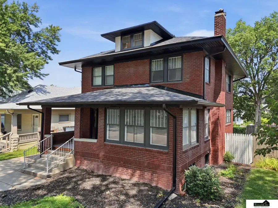 2638 Sumner Street, Lincoln, NE 68502 - #2