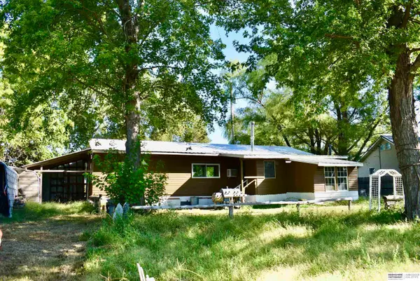 319 Mcginns Lake, North Bend, NE 68649