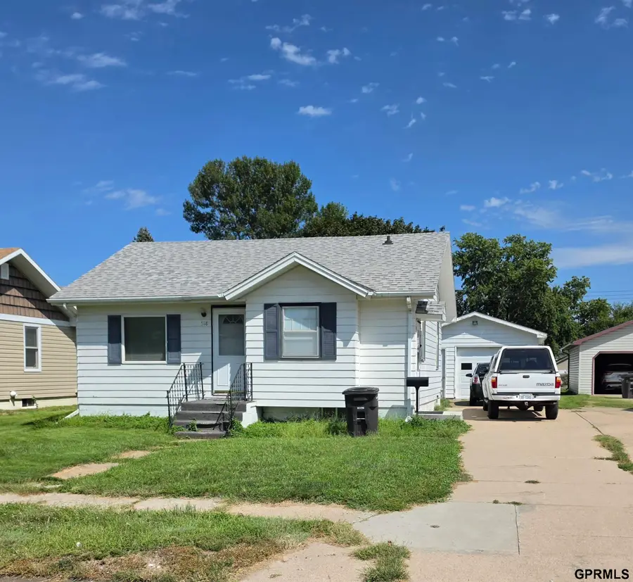 518 N Center Street, Clay Center, NE 68933 - #2