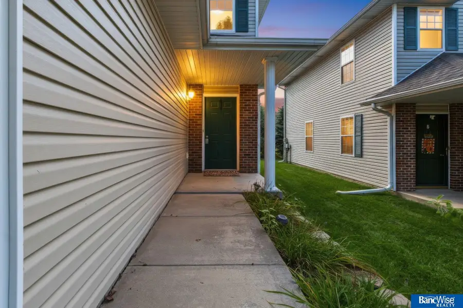 6917 Naples Drive, Lincoln, NE 68526 - #2