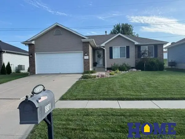 8801 Broken Spoke Drive, Lincoln, NE 68507