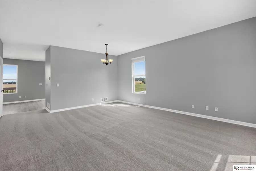 6402 Virginia Street, Papillion, NE 68128 - #3