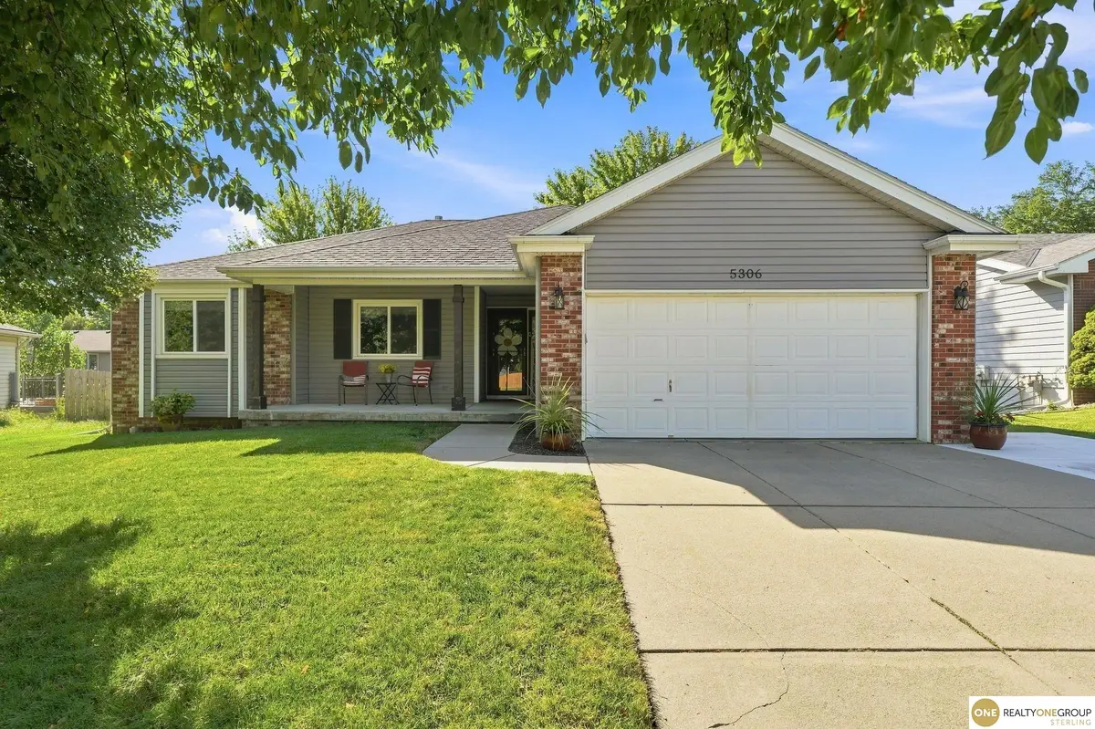 5306 NW Tudor Lane, Lincoln, NE 68521 - #1