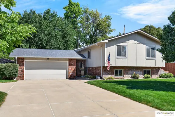 21756 Pacific Street, Elkhorn, NE 68022