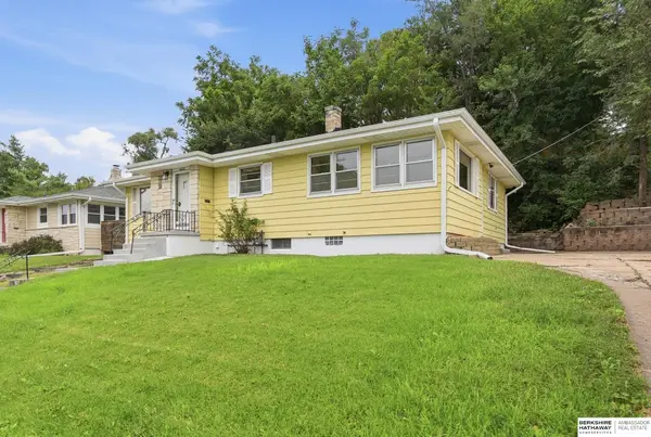 1607 S 50 Street, Omaha, NE 68106